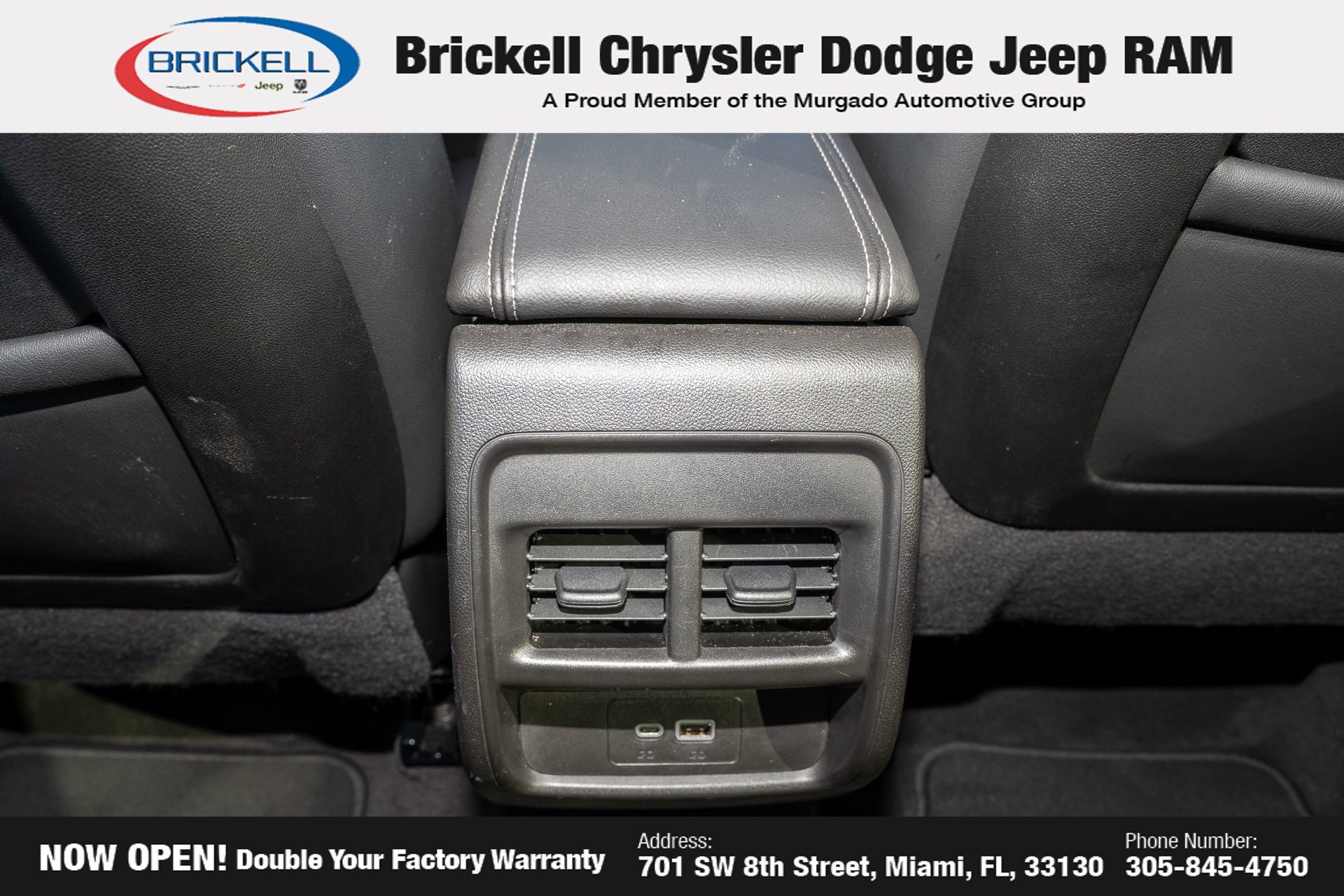 Used 2025 Cadillac XT4 Premium Luxury FWD image 19