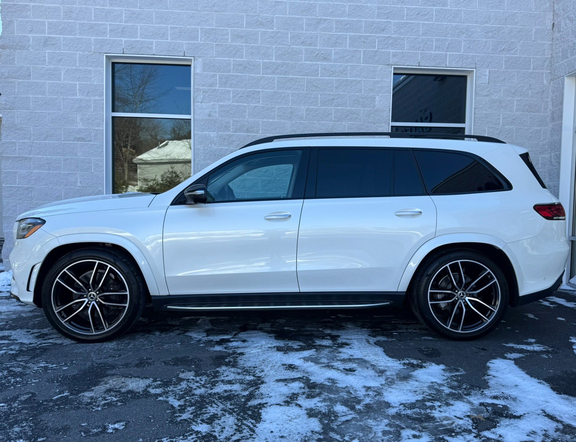 Used 2020 Mercedes-Benz GLS 580 4MATIC image 6