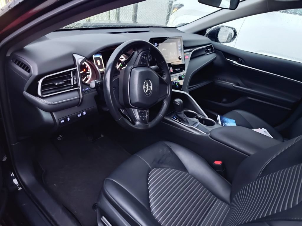Used 2024 Toyota Camry SE FWD image 7