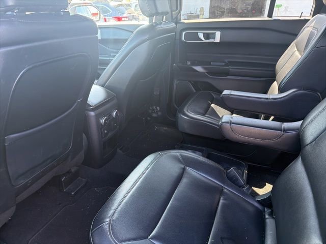Used 2020 Ford Explorer XLT w/ Equipment Group 202A image 8