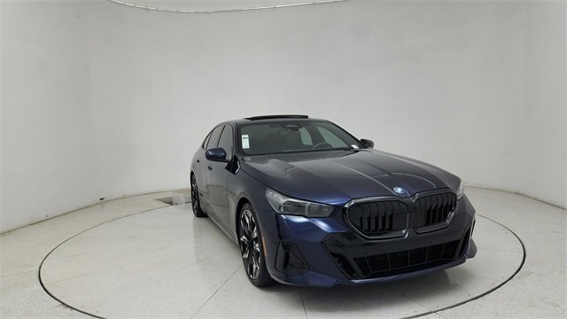 Used 2025 BMW i5 eDrive40i w/ M Sport Package image 62