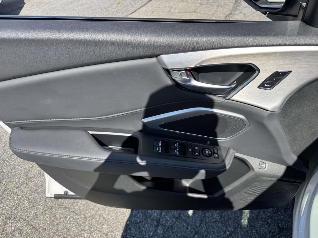 Certified 2024 Acura RDX SH-AWD image 15