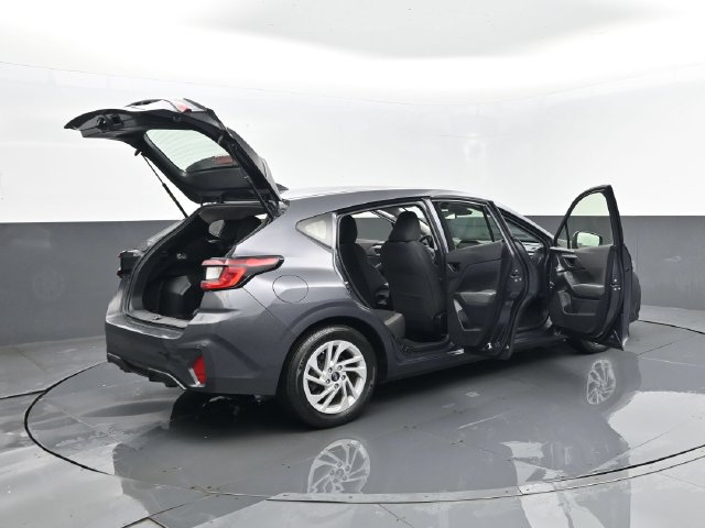 Used 2024 Subaru Impreza 2.0i AWD/4WD image 30