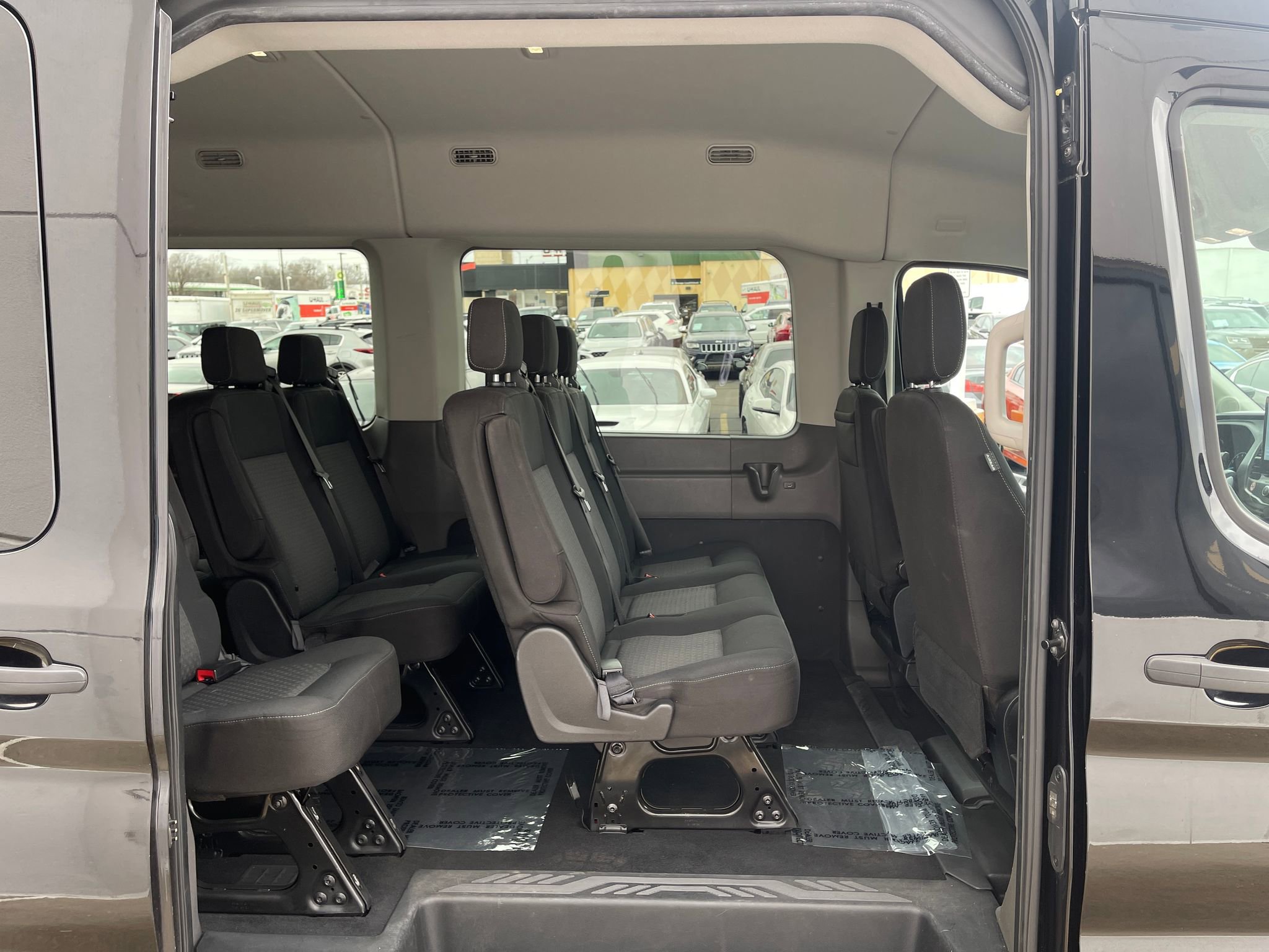 Used 2022 Ford Transit 350 XLT image 27