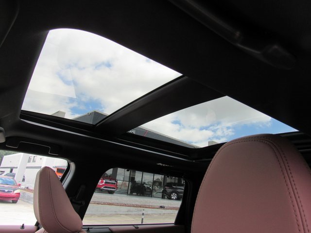 New 2025 Mitsubishi Outlander SEL image 16