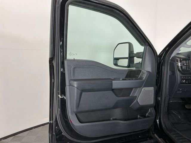 Certified 2023 Ford F350 Lariat w/ Lariat Ultimate Package image 16