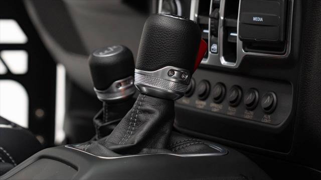 Used 2025 Jeep Gladiator Sport image 43