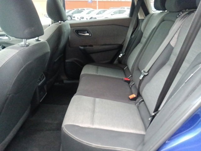 Used 2023 Nissan Rogue SV image 26