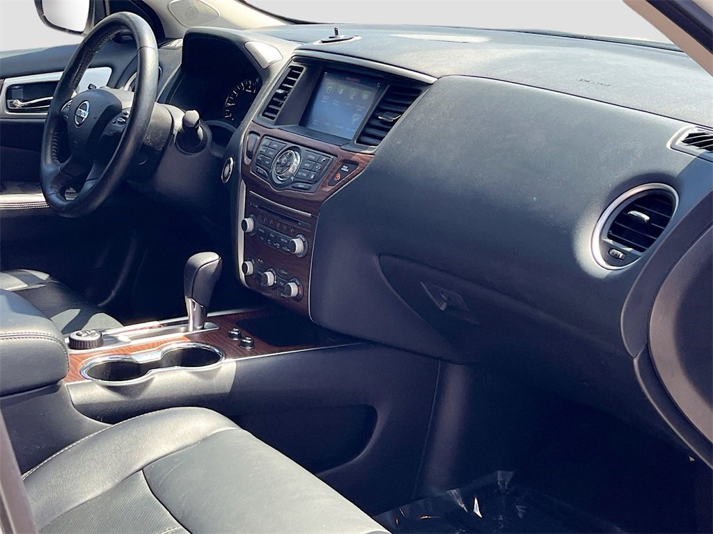 Certified 2020 Nissan Pathfinder Platinum image 31