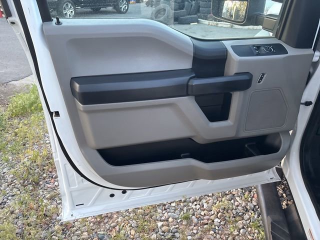Used 2021 Ford F550 2WD Regular Cab Super Duty image 9