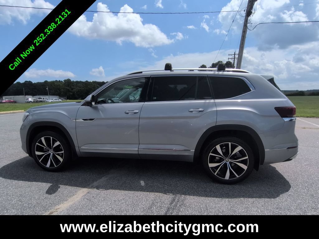 Used 2024 Volkswagen Atlas SEL Premium R-Line AWD/4WD image 9