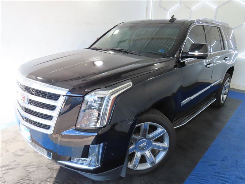 Used 2020 Cadillac Escalade Luxury AWD/4WD image 4
