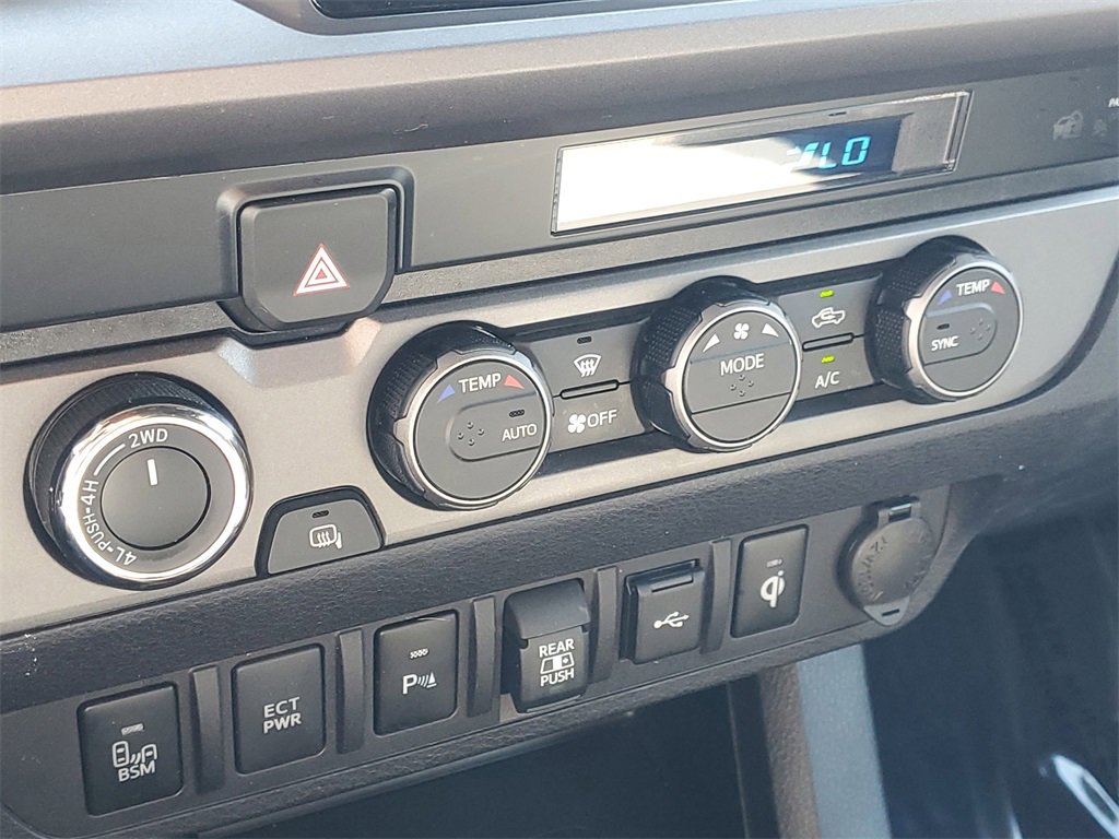 Certified 2022 Toyota Tacoma TRD Off-Road image 26