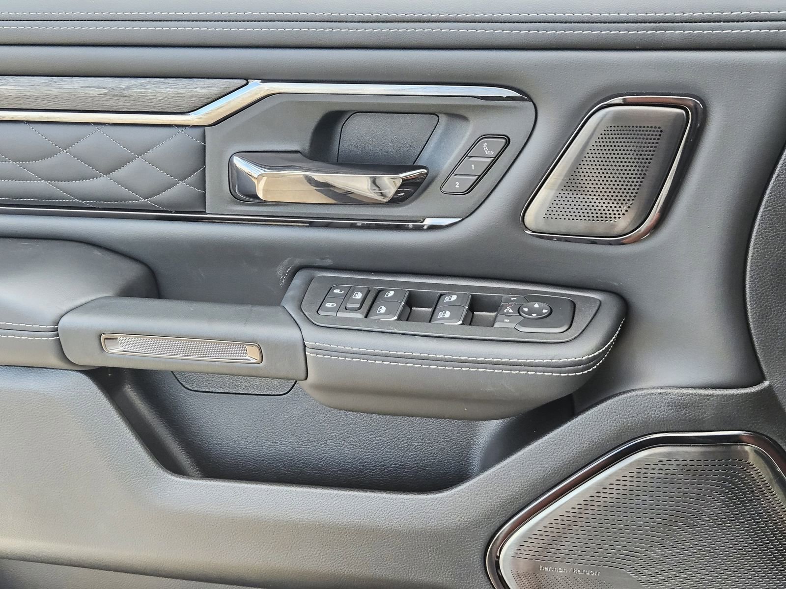 New 2026 RAM 1500 Limited AWD/4WD image 25