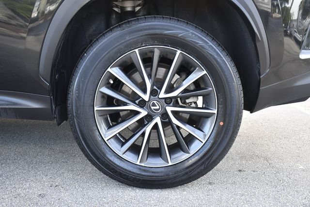 Used 2023 Lexus NX 250 FWD w/ Towing Package (2000 Lbs) image 31