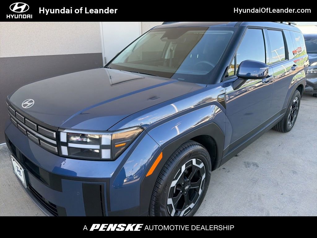 Used 2025 Hyundai Santa Fe SEL image 1
