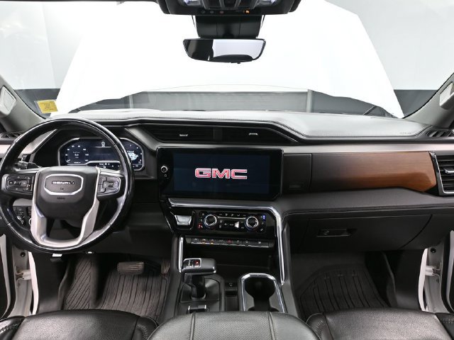 Used 2023 GMC Sierra 1500 Denali w/ Technology Package AWD/4WD image 22
