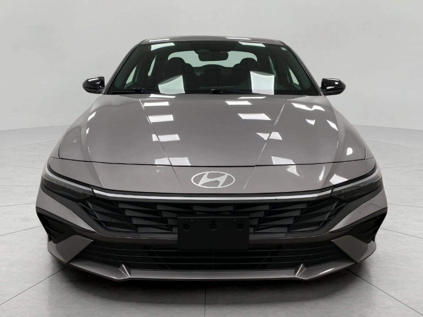 Certified 2025 Hyundai Elantra Sport FWD image 9
