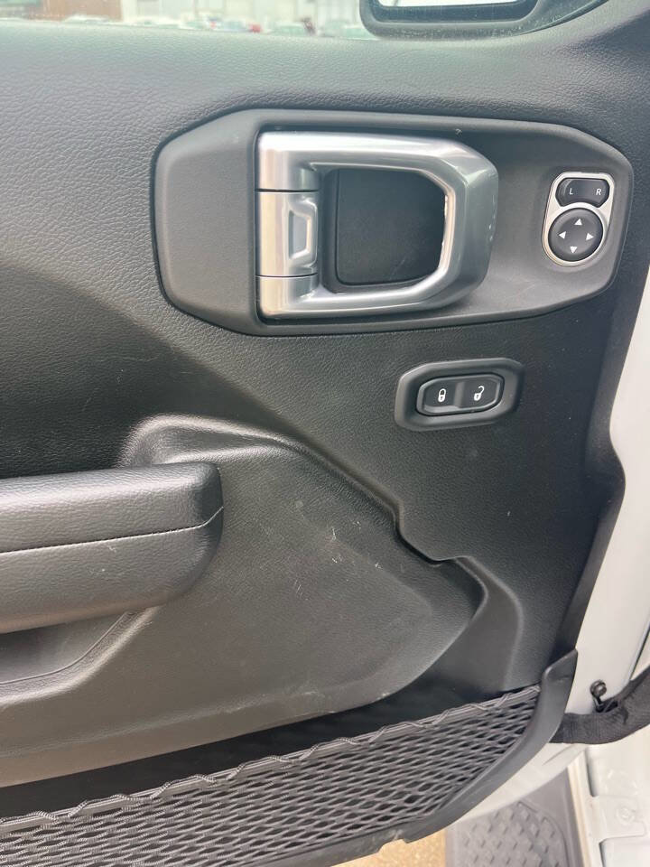 Used 2022 Jeep Gladiator Sport image 21