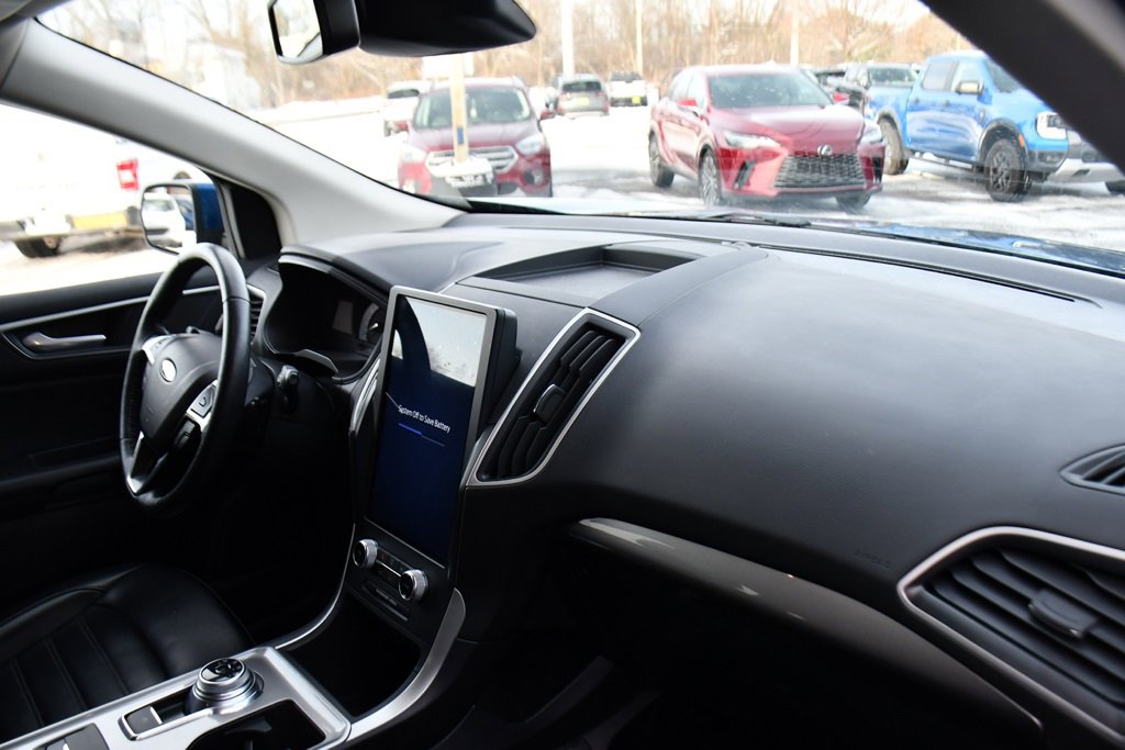 Used 2024 Ford Edge SEL w/ Convenience Package image 15