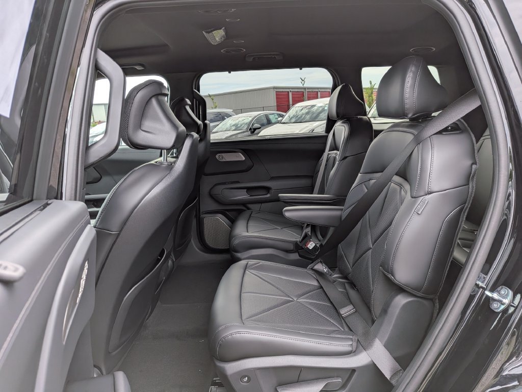 New 2027 Kia Telluride SX w/ Towing Package FWD image 15