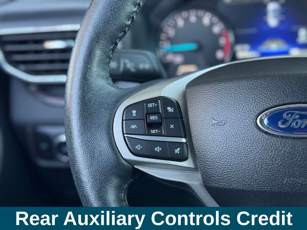 Used 2022 Ford Explorer Limited w/ Equipment Group 301A image 10