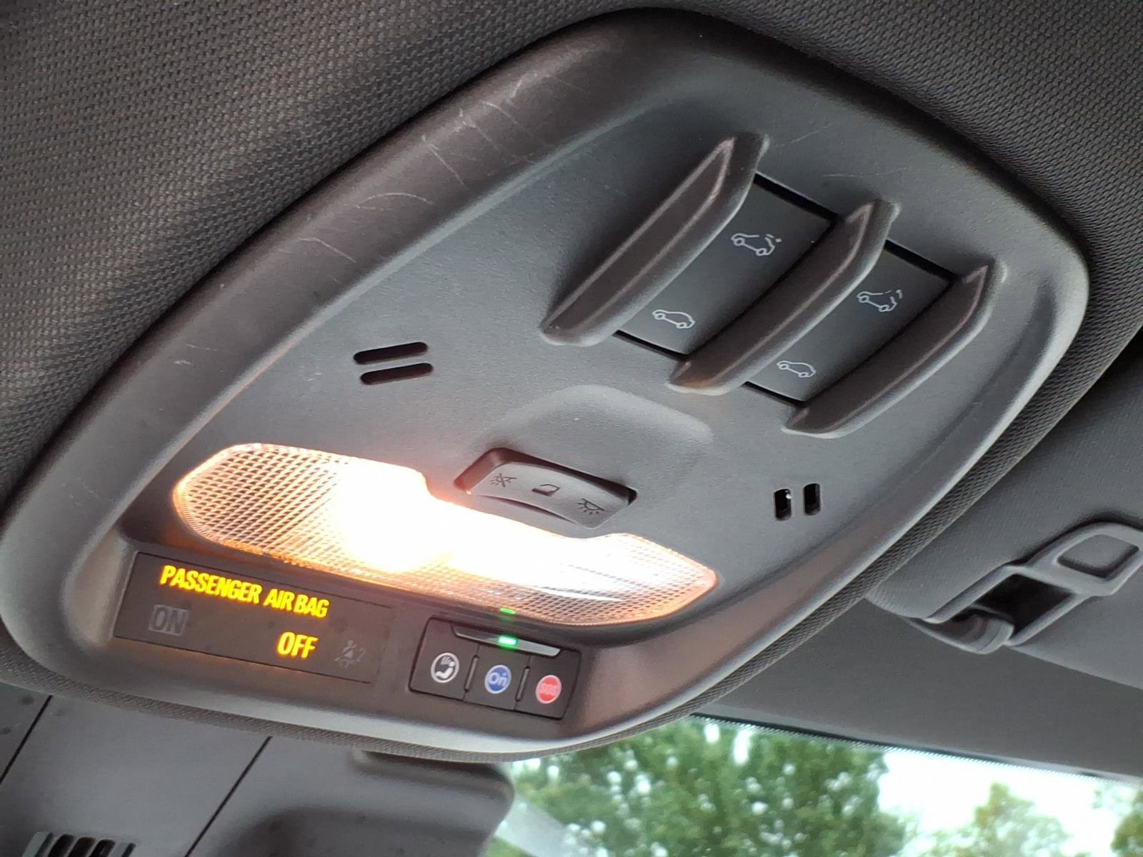 Certified 2024 Chevrolet Trax RS w/ Sunroof Package FWD image 24
