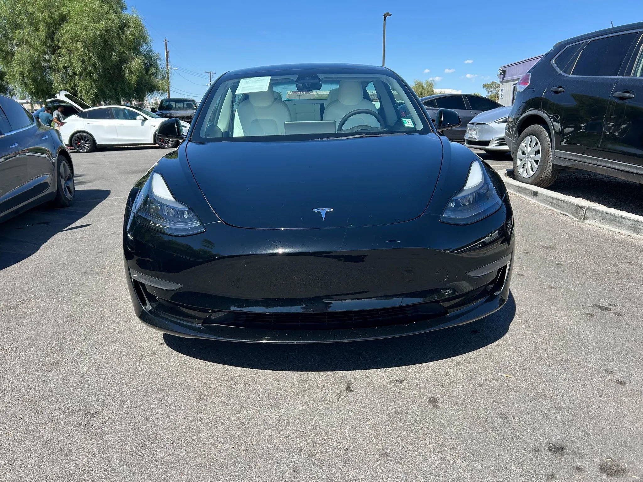 Used 2023 Tesla Model 3 Standard Range image 2