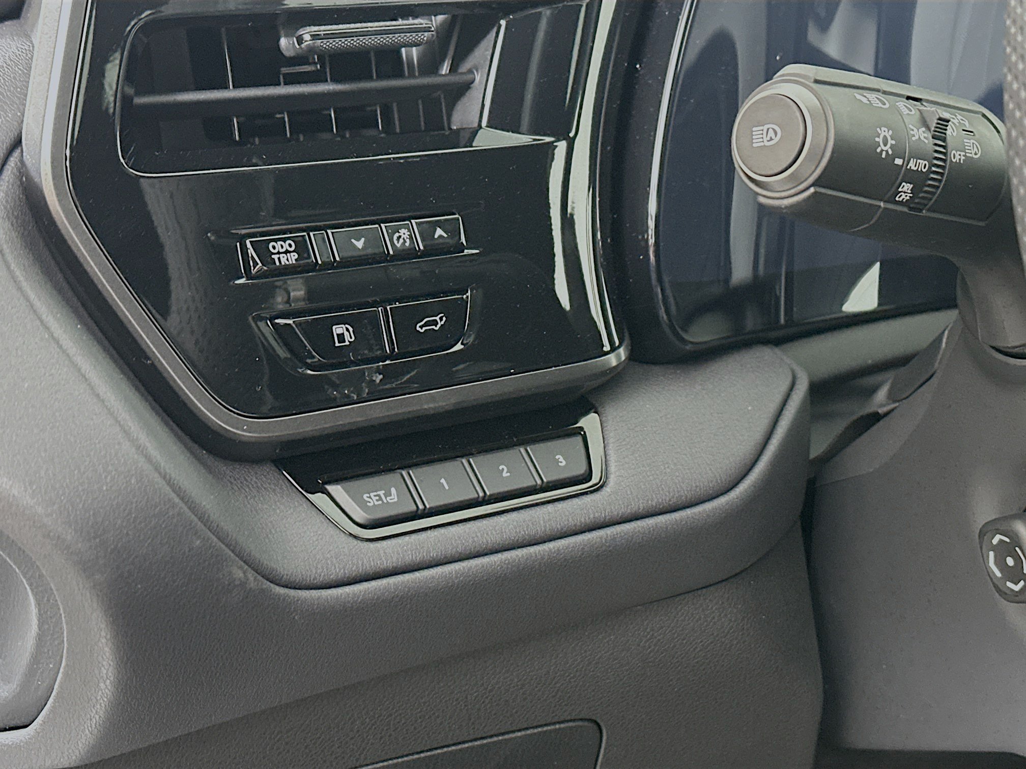 New 2026 Lexus TX 500h AWD w/ Technology Package image 10