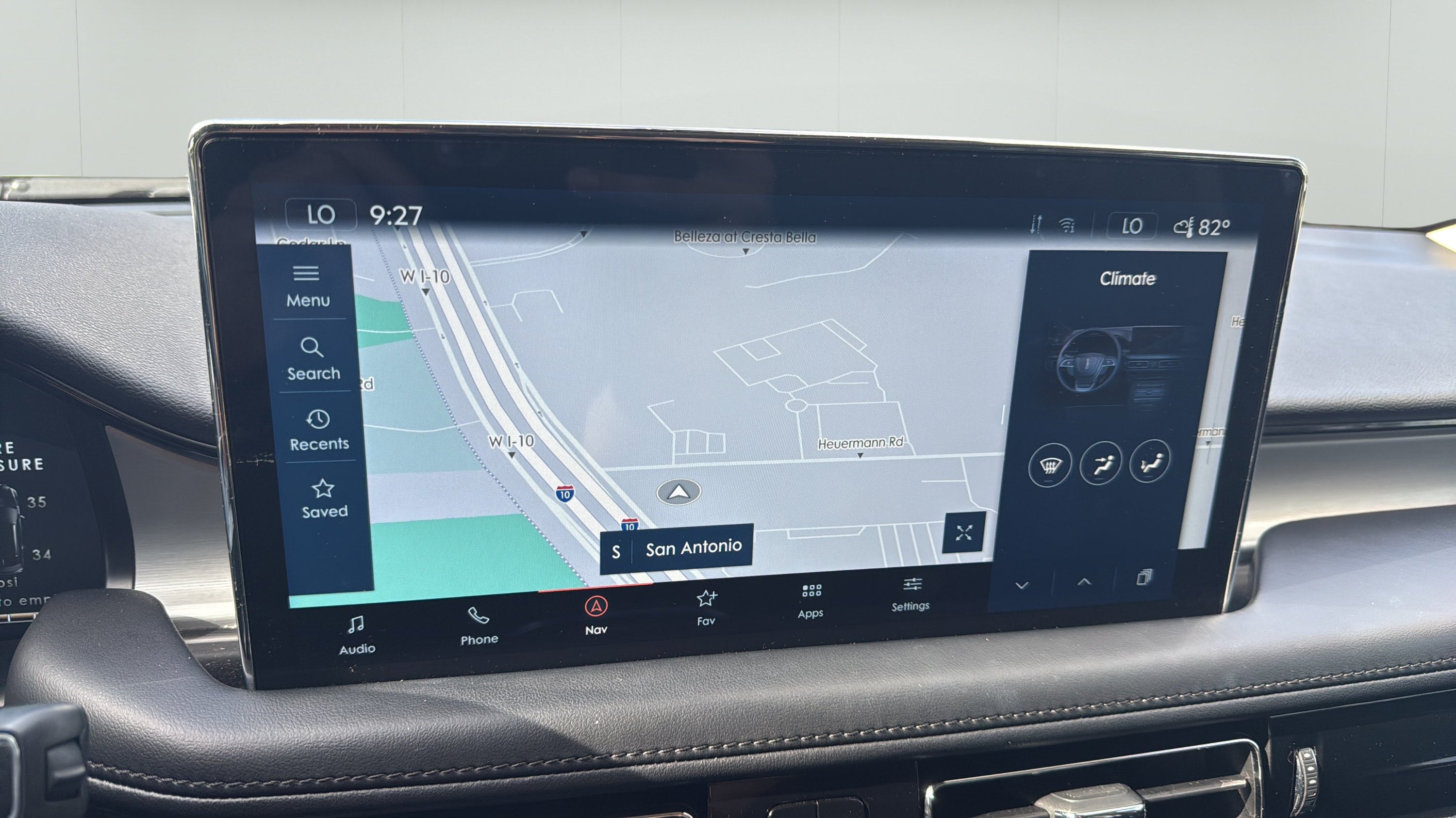 Used 2023 Lincoln Nautilus FWD w/ Premium Package image 17