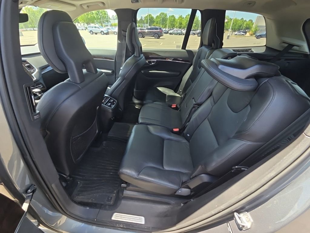 Used 2016 Volvo XC90 T6 Momentum w/ Protection Package Plus AWD/4WD image 12