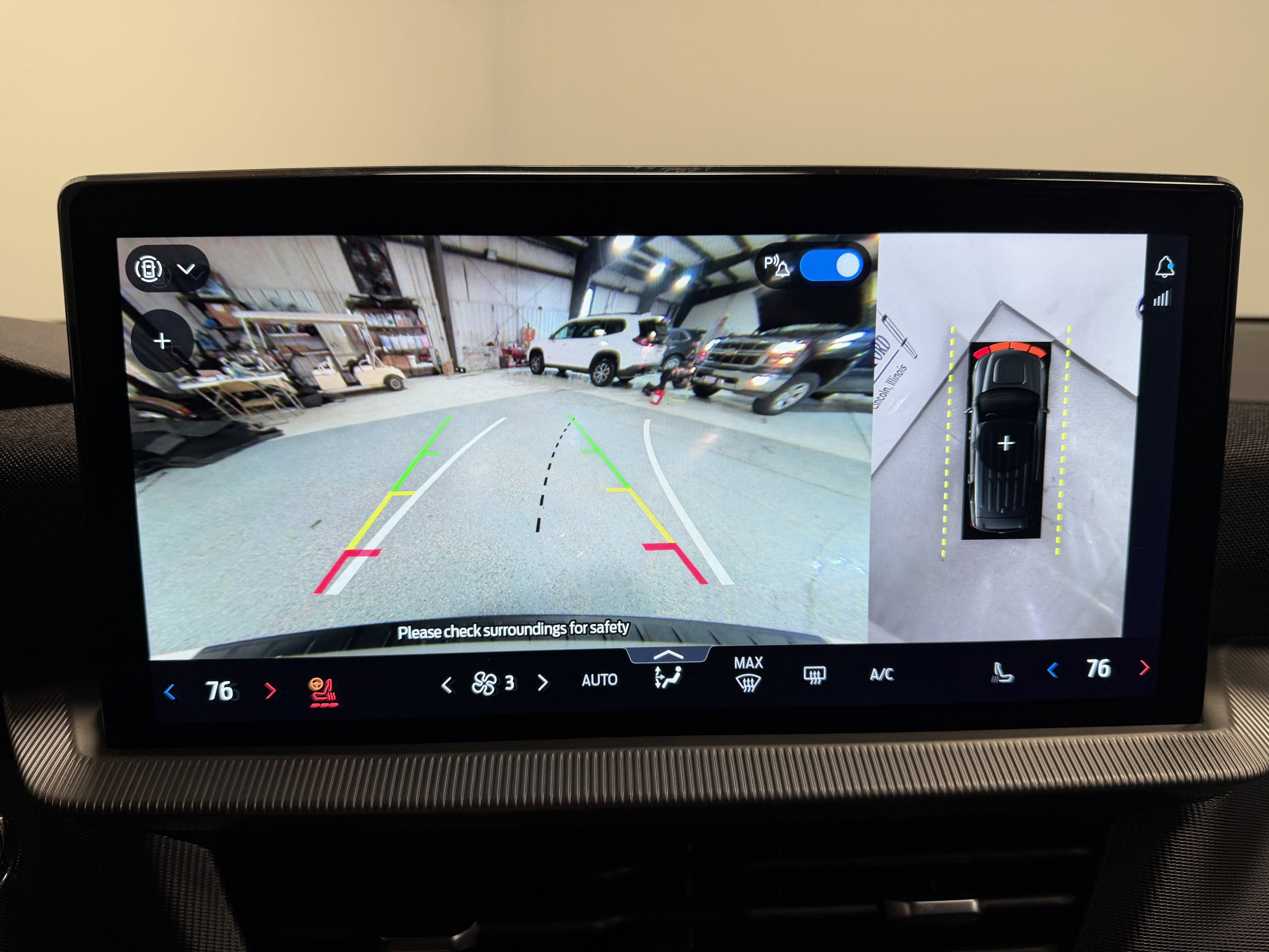 Used 2025 Ford Explorer ST image 13