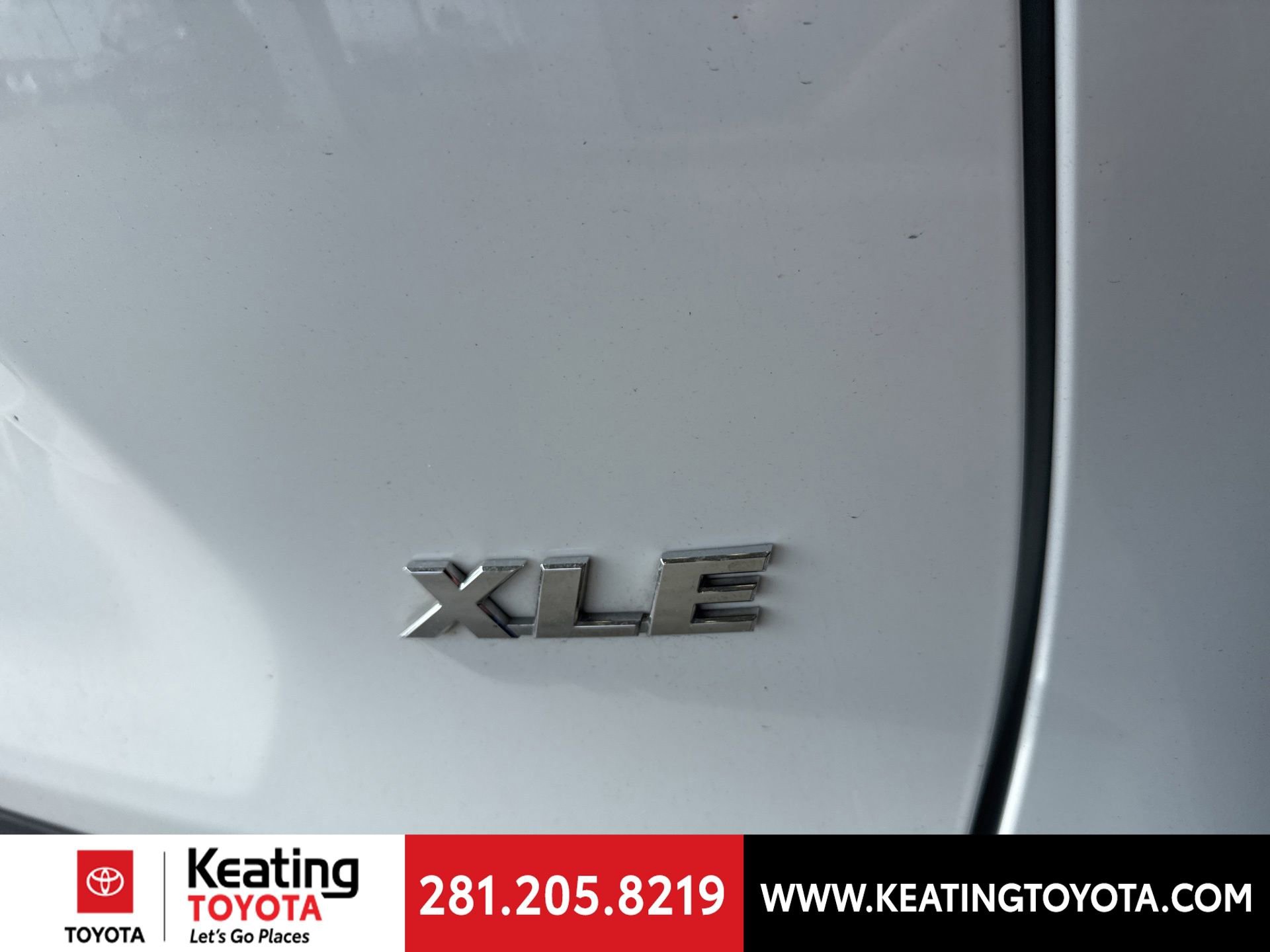 Used 2025 Toyota RAV4 XLE image 10