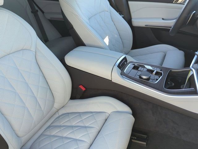 New 2026 BMW X5 sDrive40i w/ M Sport Package image 11