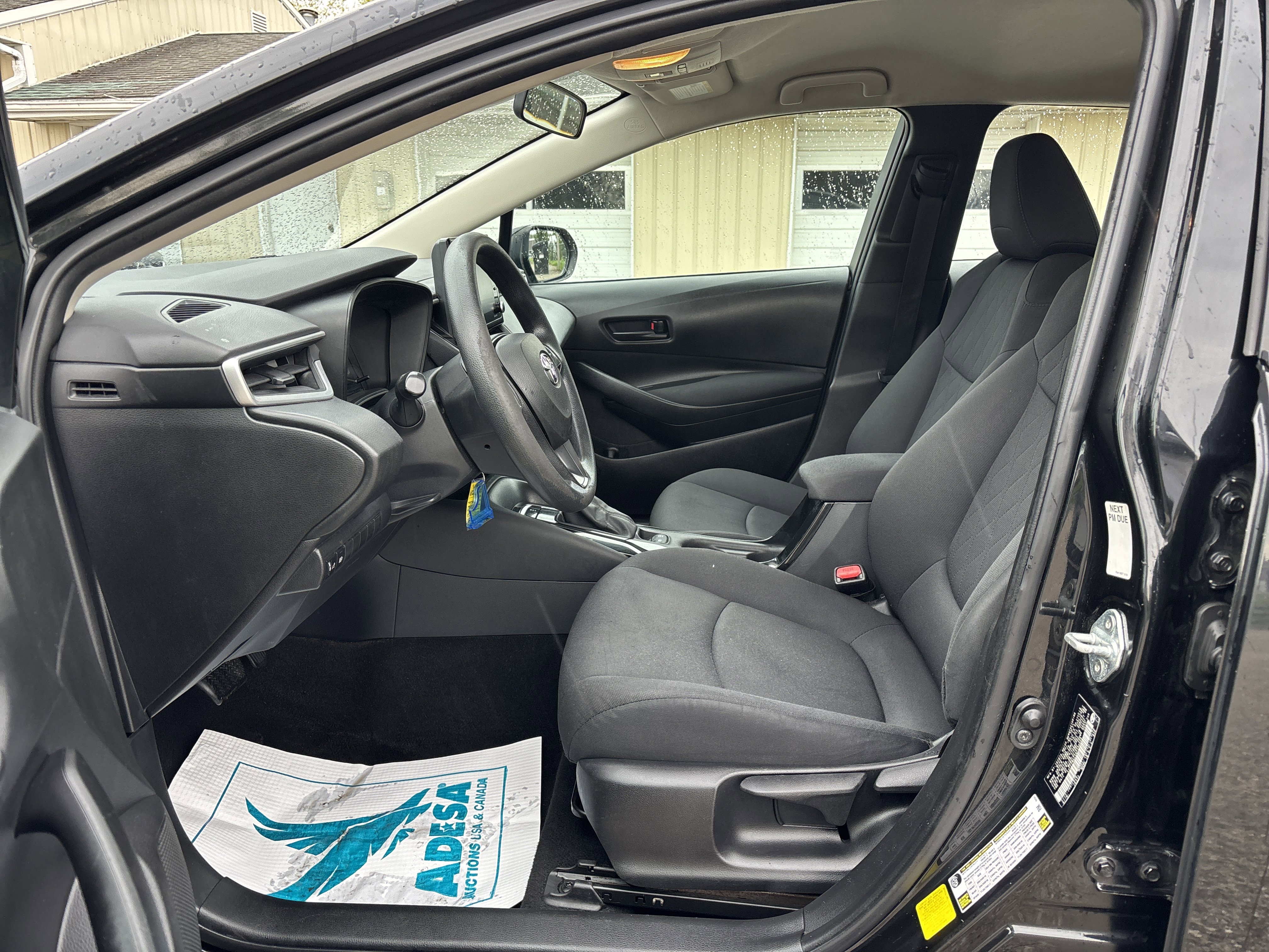Used 2022 Toyota Corolla LE FWD image 13