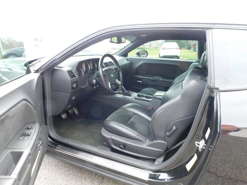 Used 2009 Dodge Challenger SRT8 w/ SRT Option Group II image 17