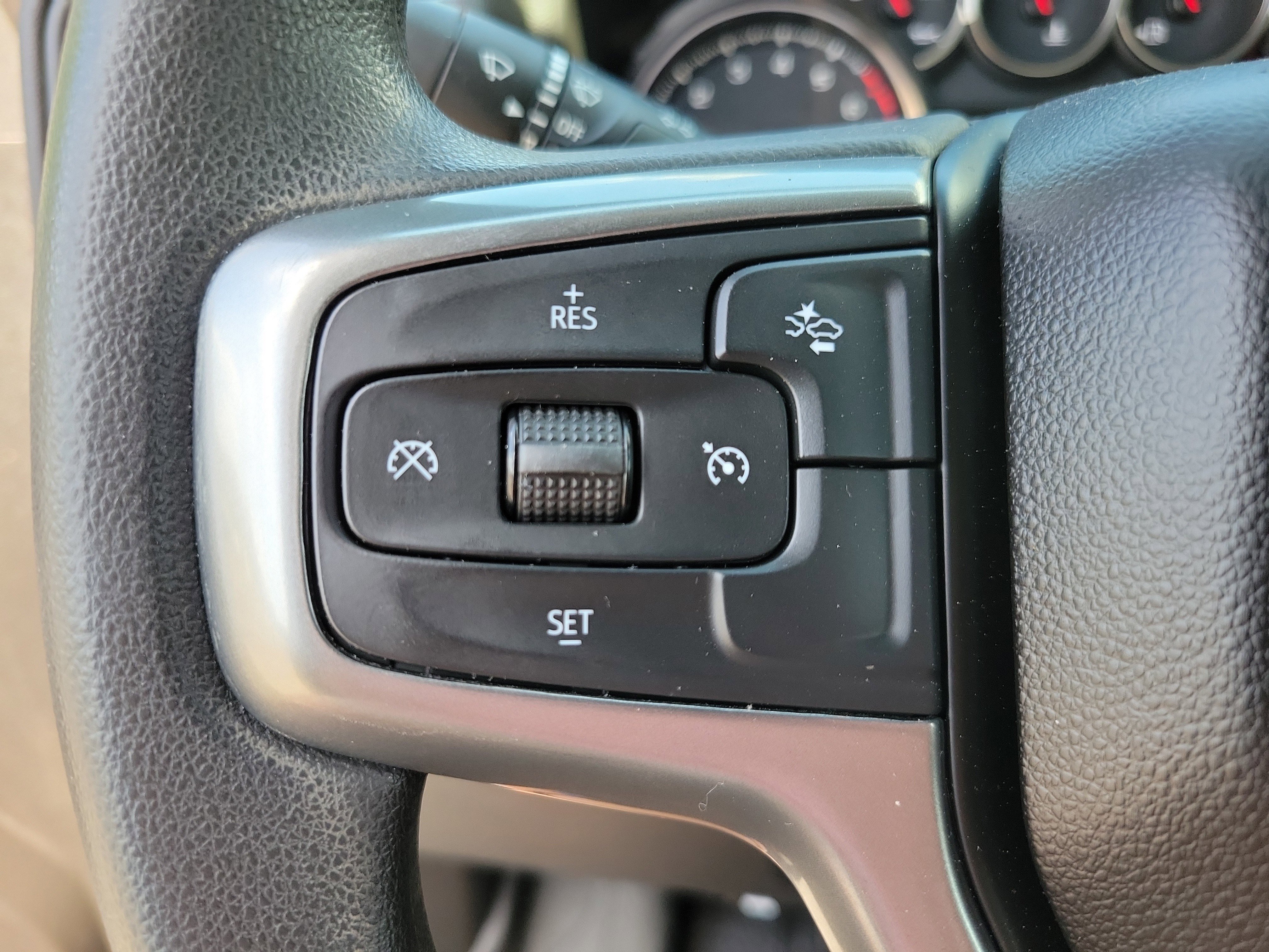 Used 2022 Chevrolet Silverado 1500 Custom Trail Boss w/ Safety Confidence Package AWD/4WD image 13