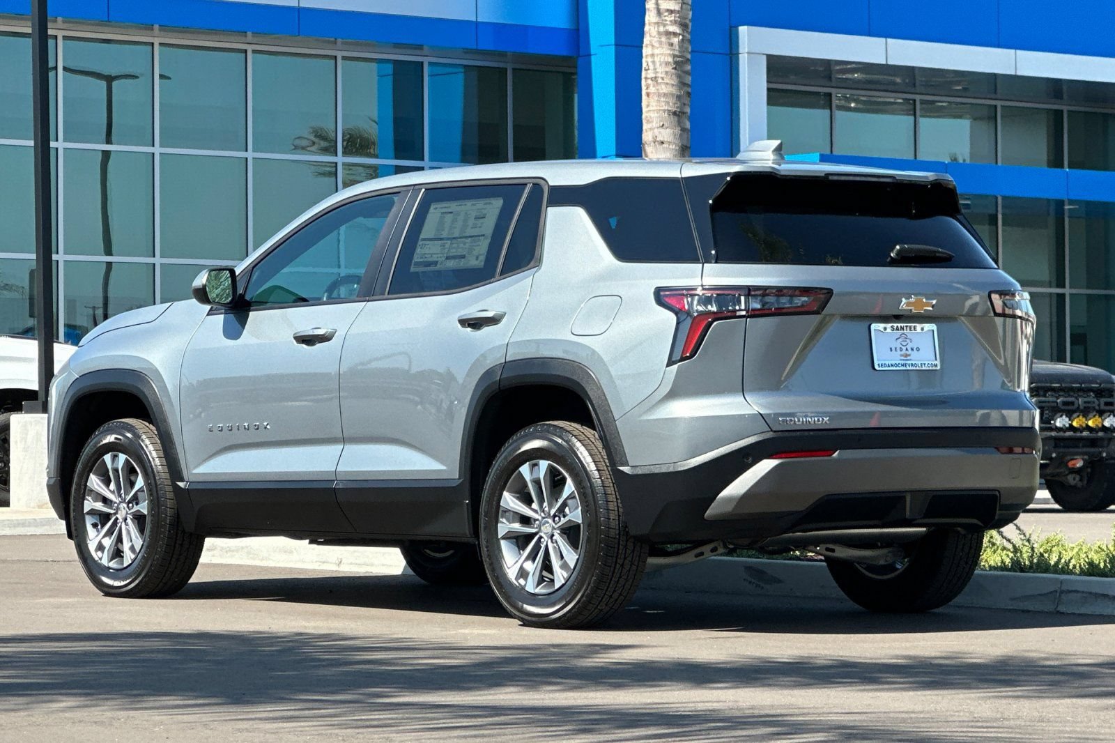 New 2026 Chevrolet Equinox LT FWD image 6