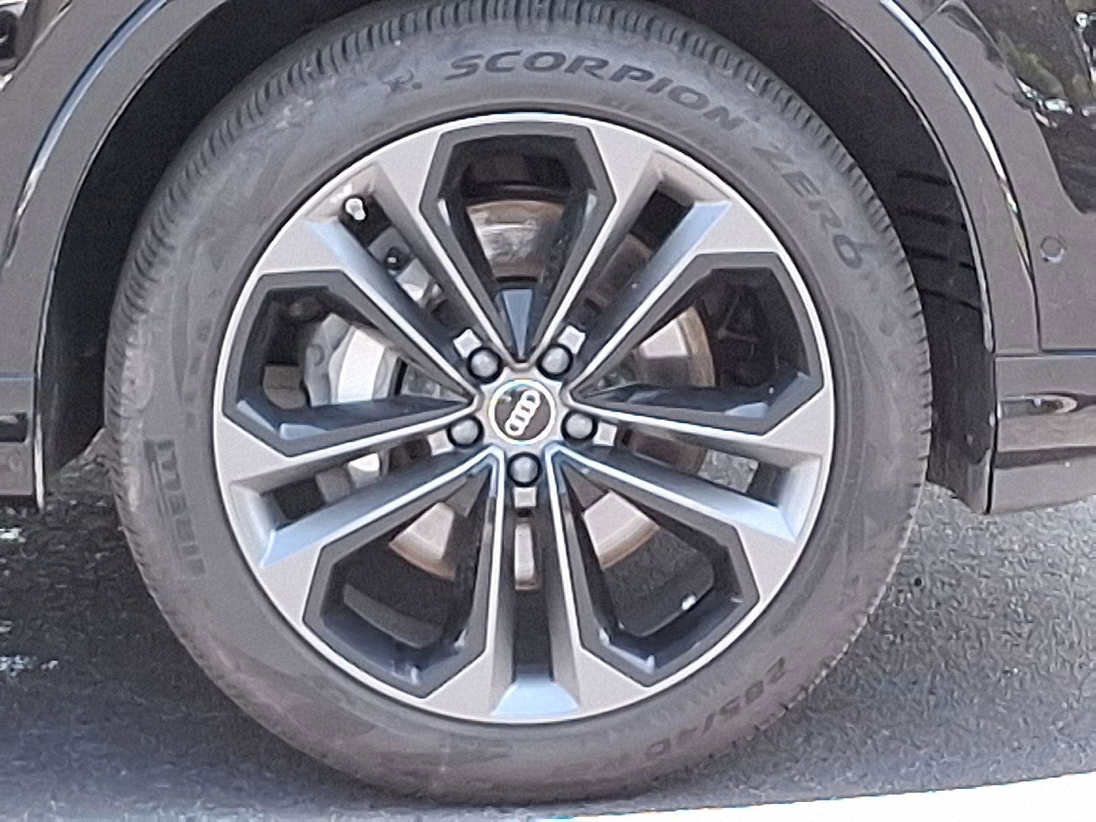 Used 2025 Audi Q7 3.0T Premium Plus image 8