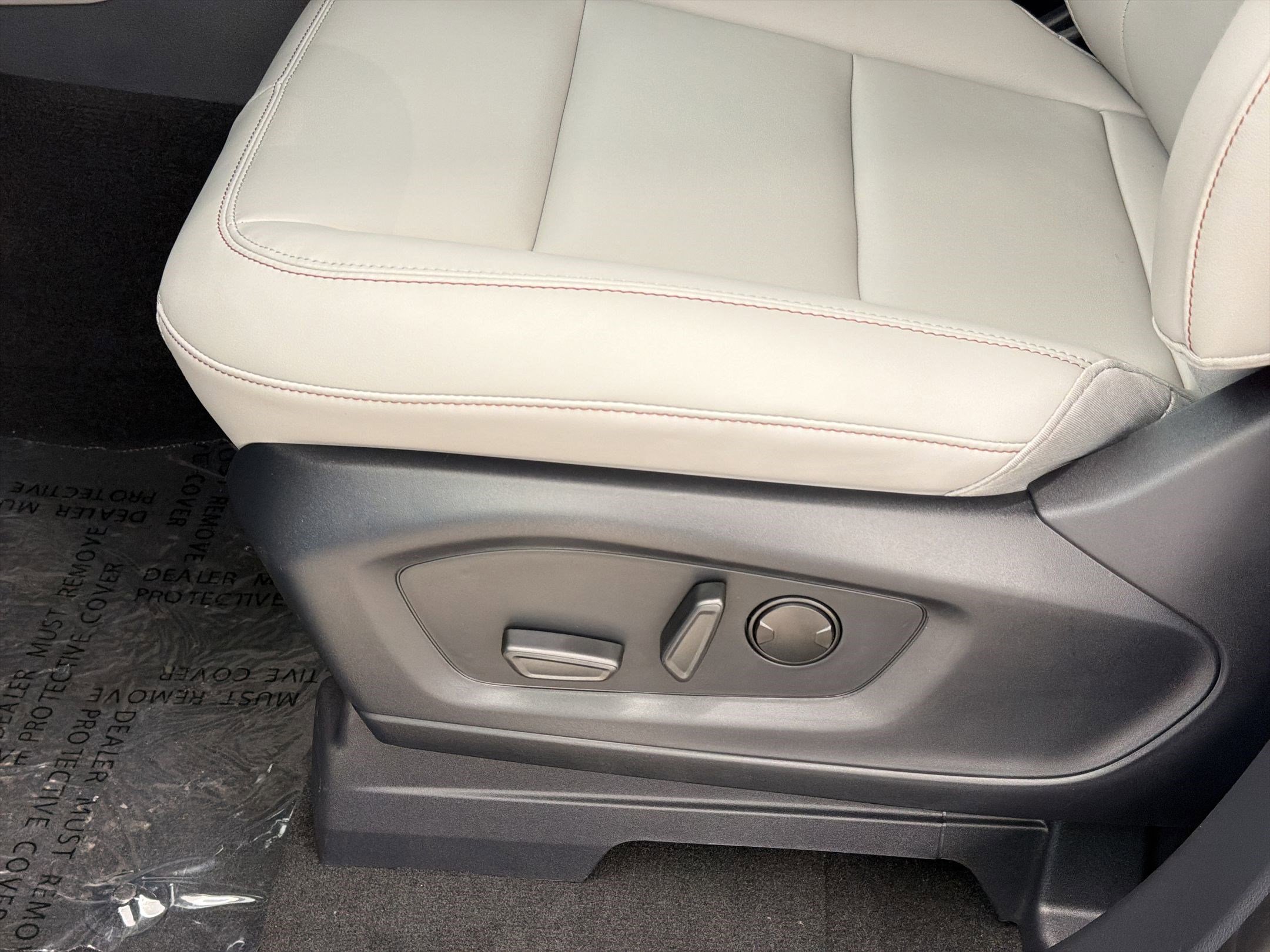 New 2026 Ford Explorer Active image 14