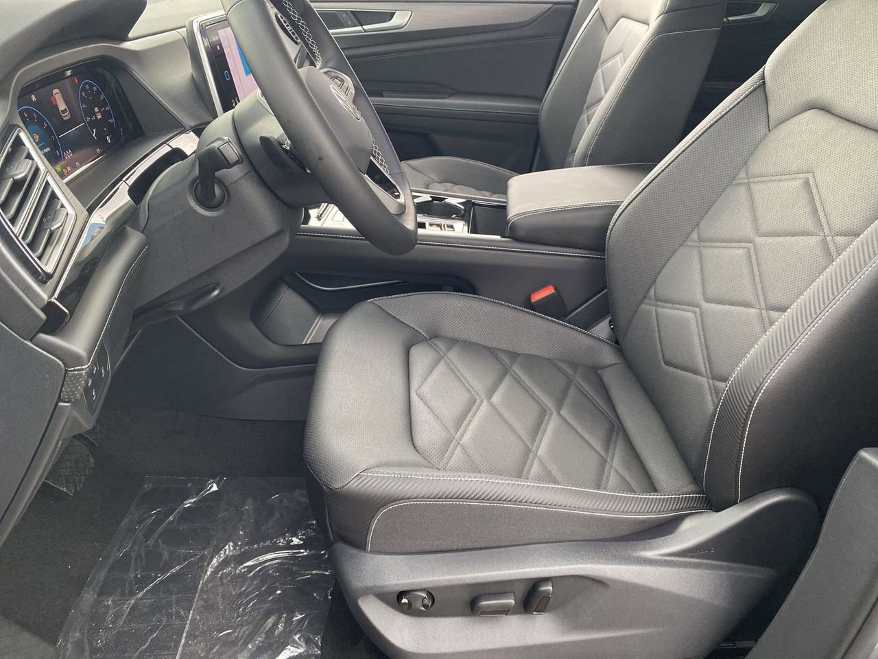 New 2026 Volkswagen Atlas Cross Sport SE image 15