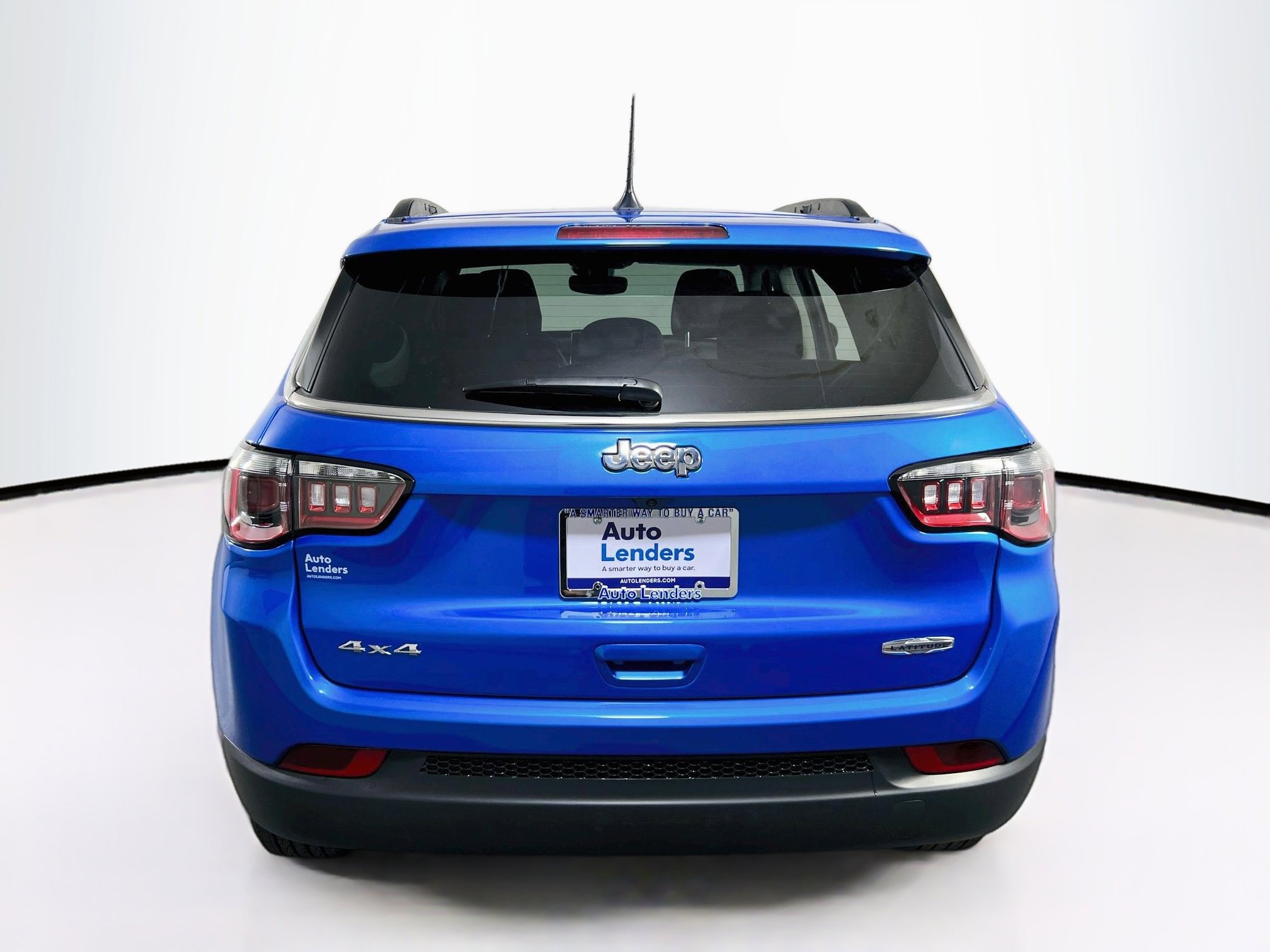 Used 2022 Jeep Compass Latitude w/ Sun and Sound Group AWD/4WD image 6