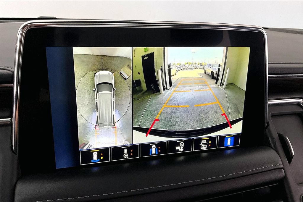 Used 2022 Chevrolet Tahoe LT w/ Luxury Package AWD/4WD image 27