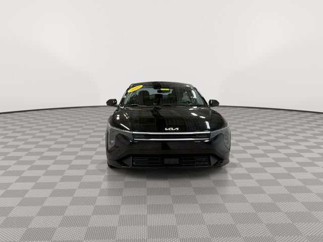 Used 2025 Kia K4 LXS image 3