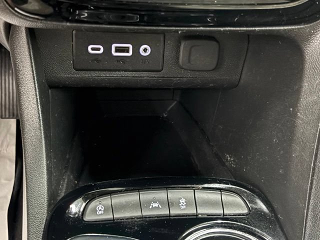 Used 2023 Buick Encore GX Preferred w/ Cold Weather Comfort Package FWD image 25