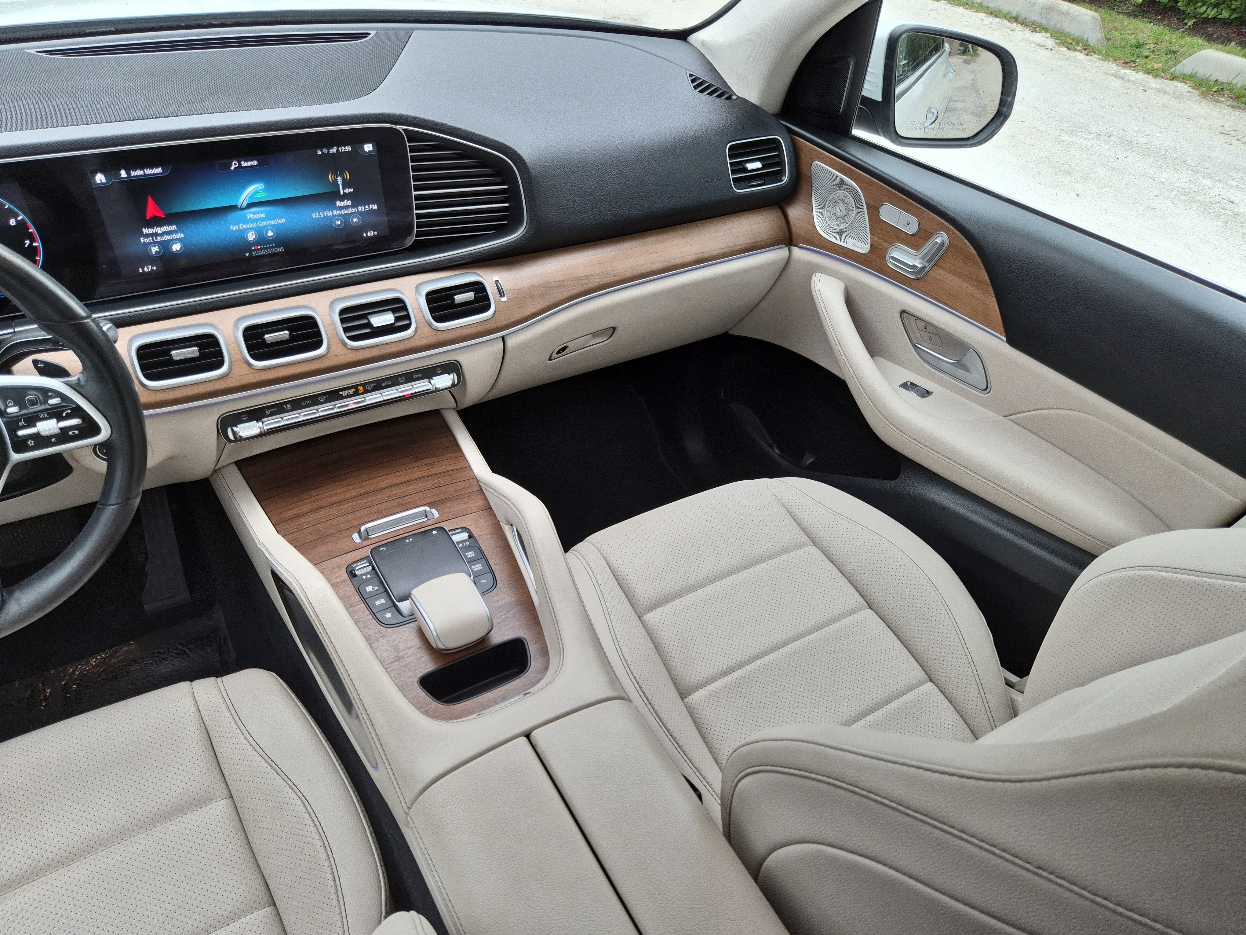 Used 2022 Mercedes-Benz GLE 350 w/ Premium Package image 12