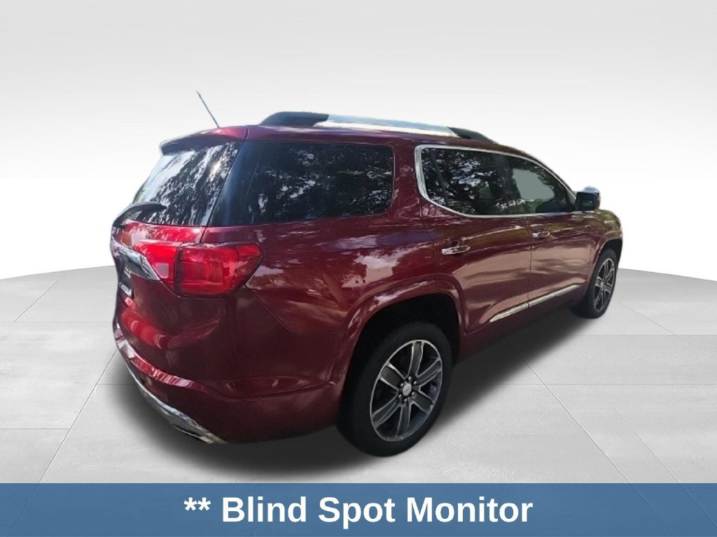 Used 2017 GMC Acadia Denali w/ Technology Package FWD image 5
