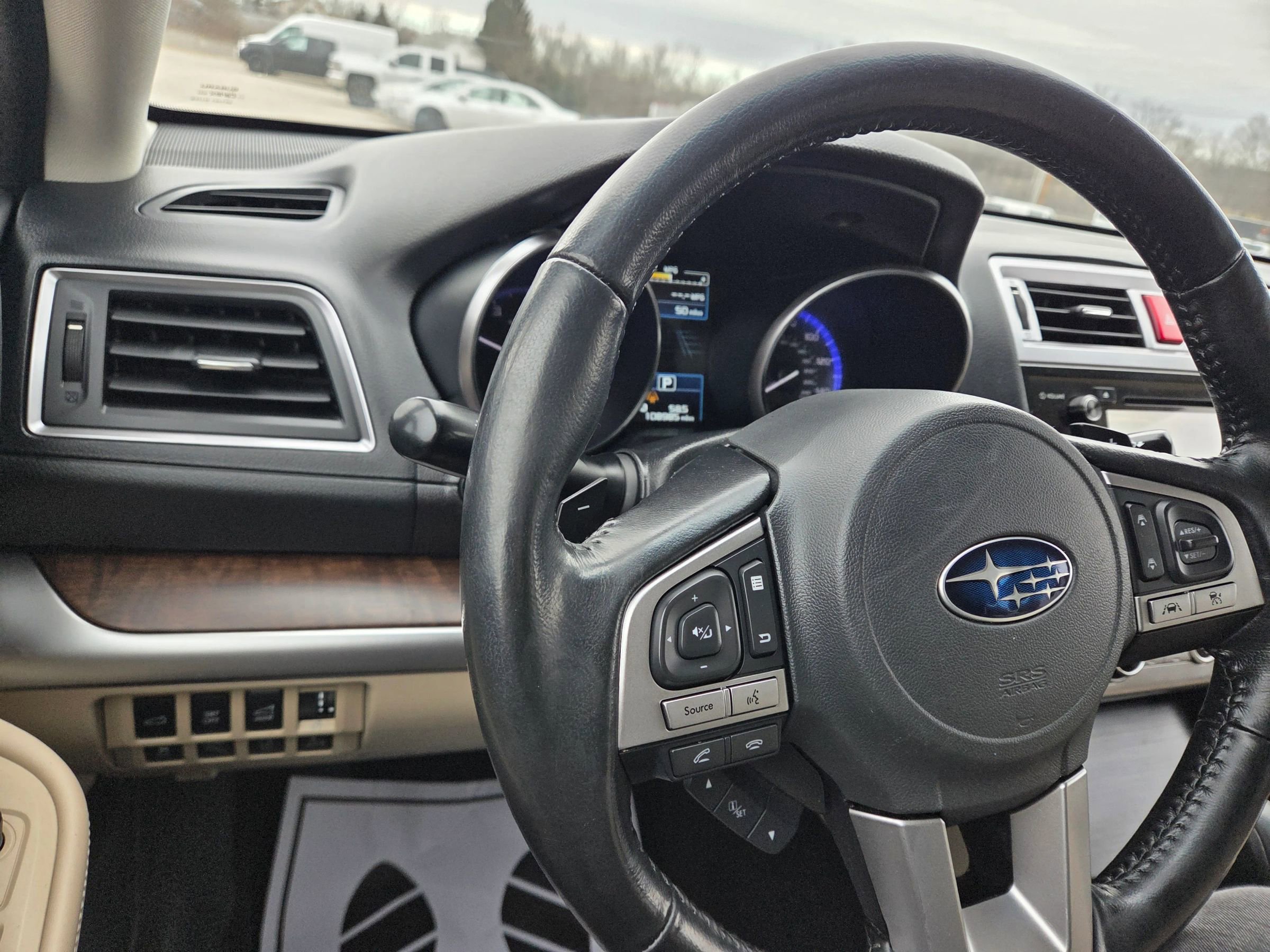 Used 2016 Subaru Outback 2.5i Limited image 27