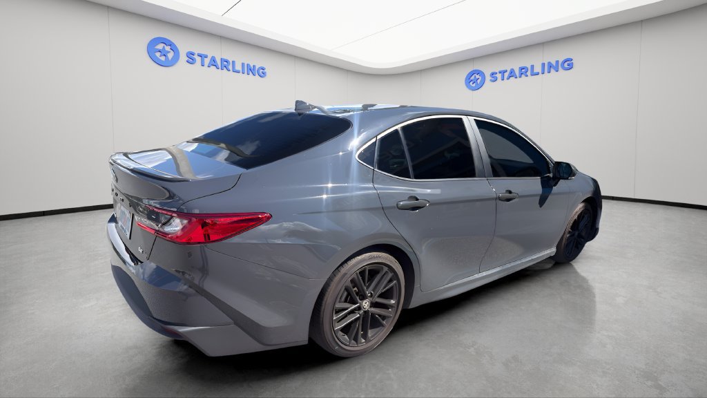 Used 2025 Toyota Camry SE FWD image 3