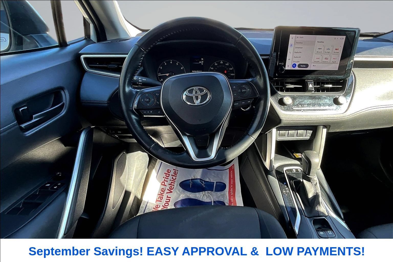 Used 2023 Toyota Corolla Cross LE AWD/4WD image 7